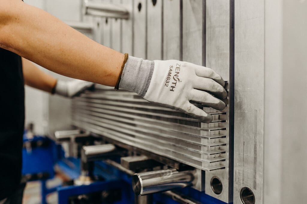 Building aluminum heat exchanger